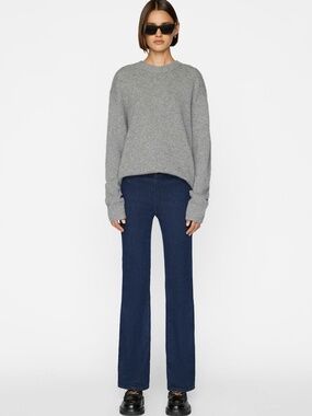 Frame | The Jet Set Flare Jeans | Size 2 | High Rise Stretch Denim